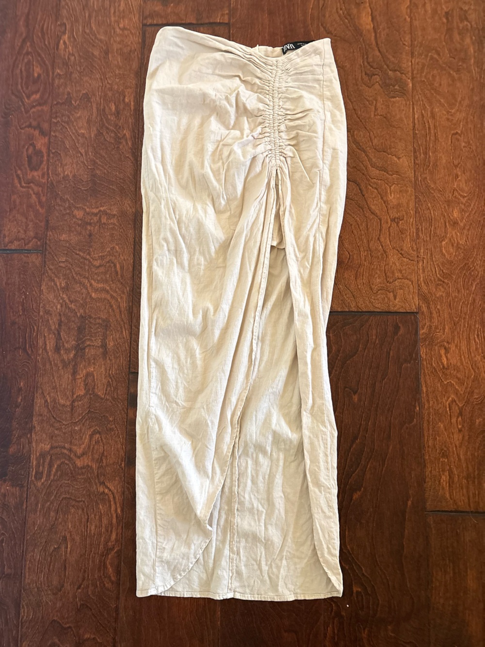 Zara Women’s Ruched Front Khaki Linen Skirt — Neutral Beige